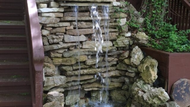 Hardscaping_water feature 1